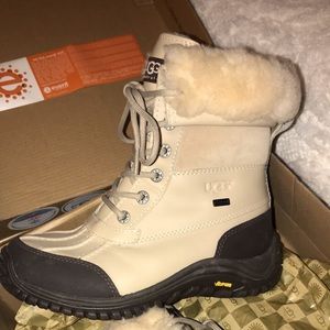 Ugg Boots ! Size 6